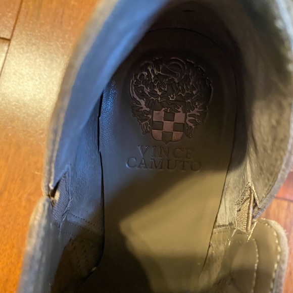 Vince Camuto Sz 8 M Fyarino Taupe booties - Picture 10 of 12